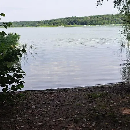 Am Mit Kleinem Boot Und 3er Kajak Und 2 Sup * シュトルコウ