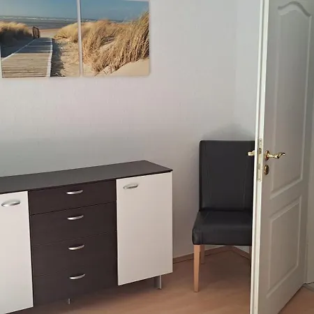 Διαμέρισμα Am Mit Kleinem Boot Und 3er Kajak Und 2 Sup