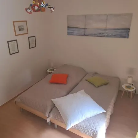 Am Mit Kleinem Boot Und 3er Kajak Und 2 Sup Διαμέρισμα *