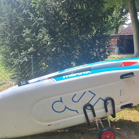 アパート Am Mit Kleinem Boot Und 3er Kajak Und 2 Sup