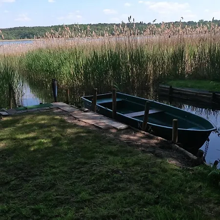 Am Mit Kleinem Boot Und 3er Kajak Und 2 Sup