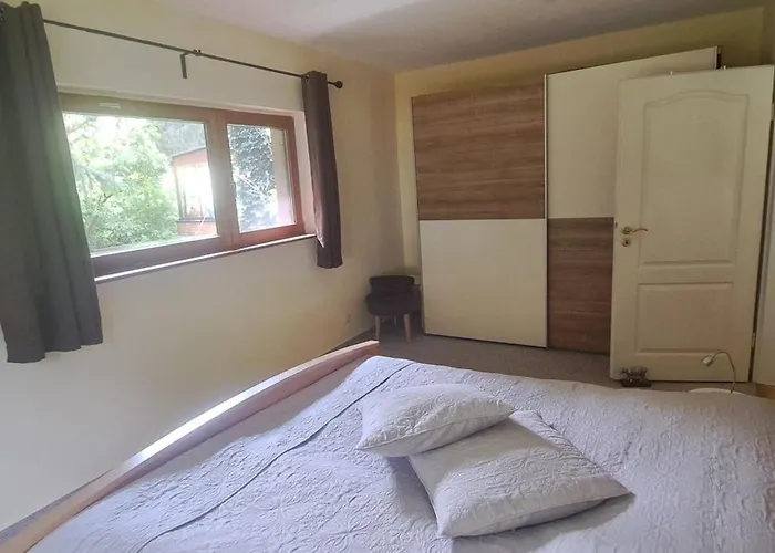 Am Mit Kleinem Boot Und 3er Kajak Und 2 Sup *